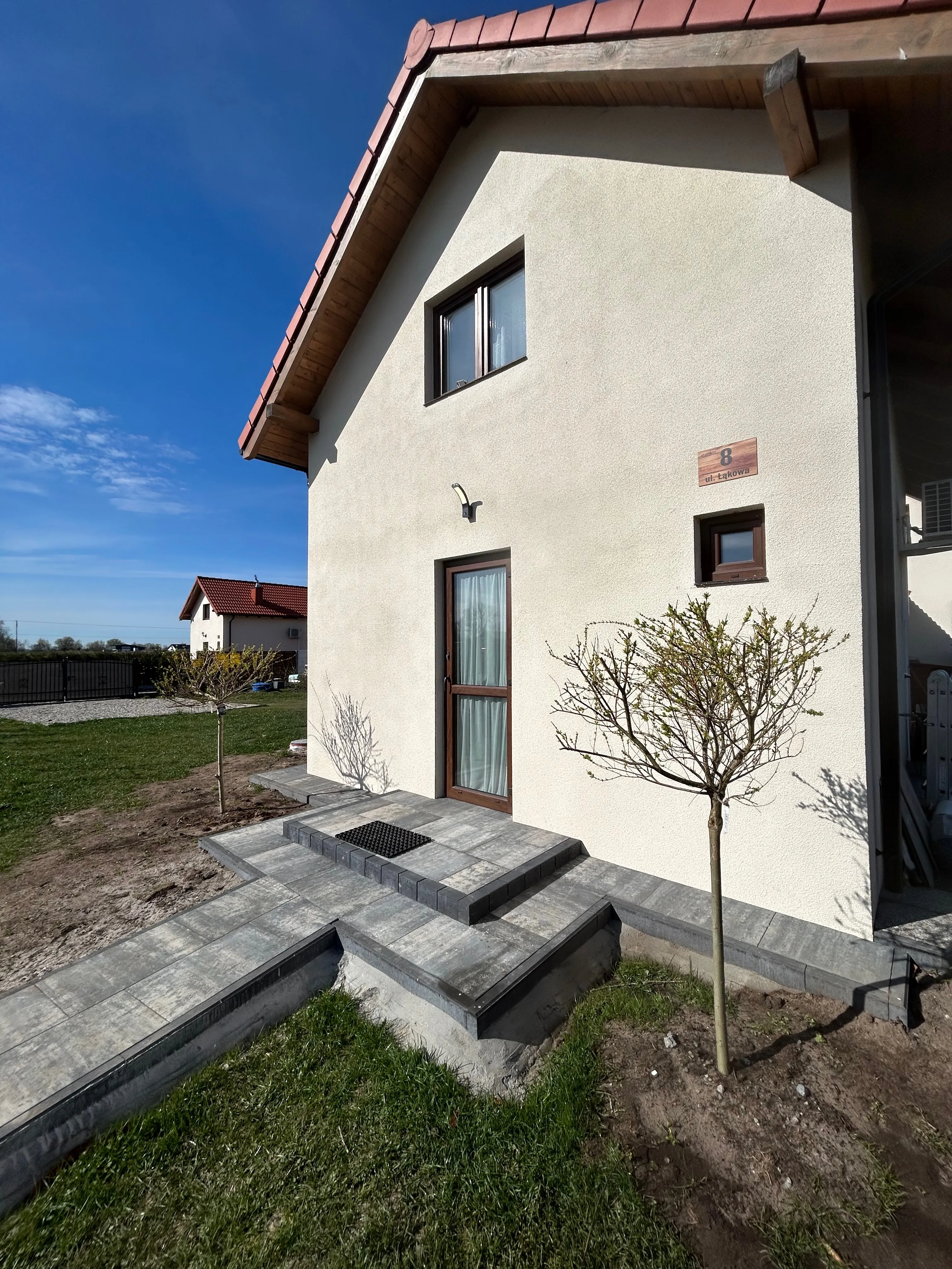 Zakątek Stegna — ganek od frontu